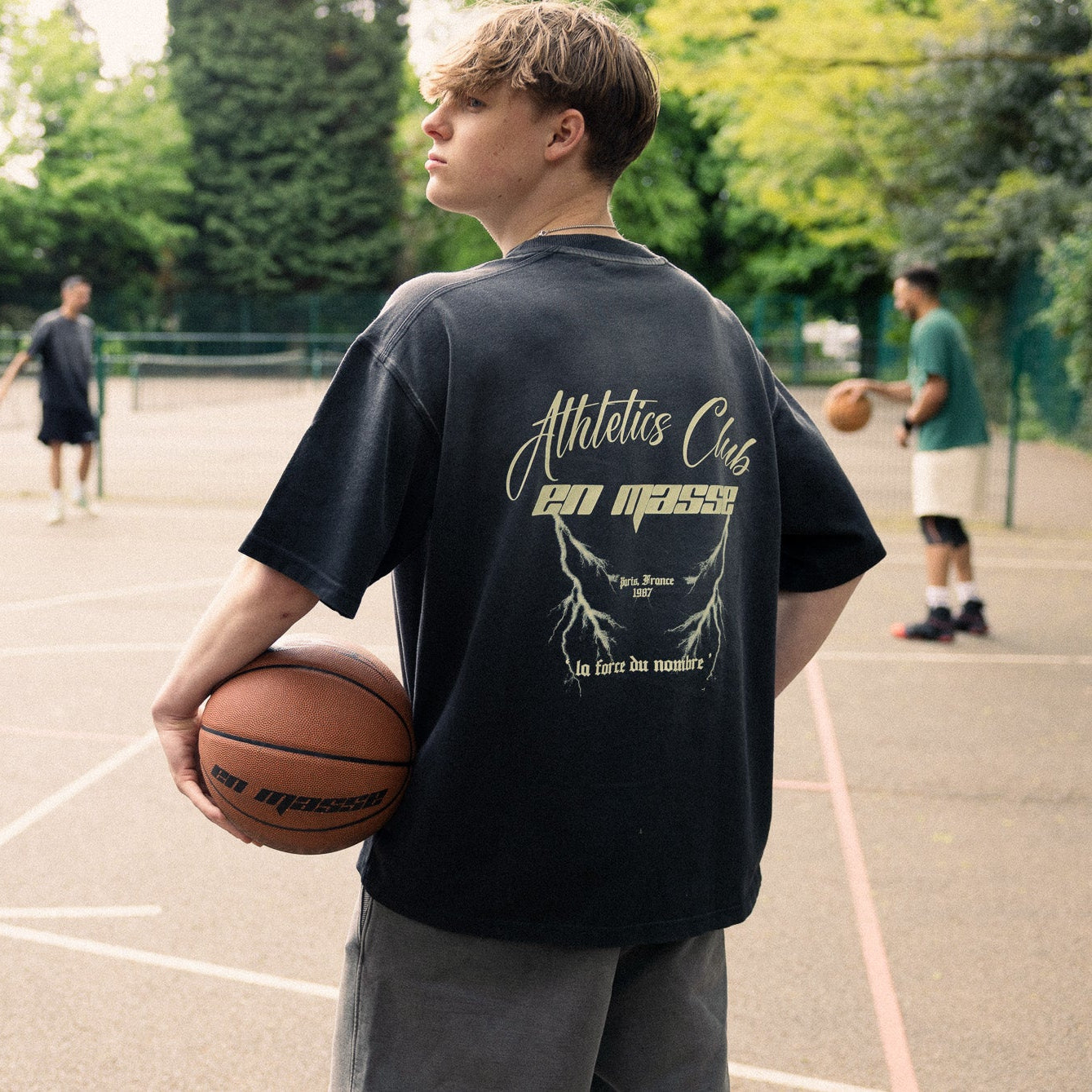 En Masse Athletics Club 'Vintage' T Shirt Black